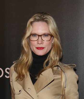 Stephanie March