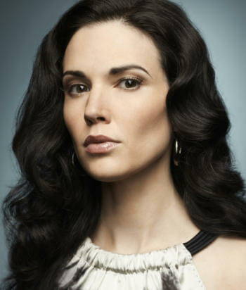 Laura Mennell
