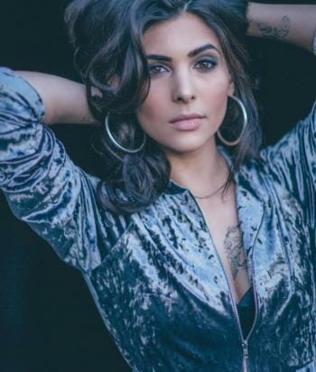 Camila Banus