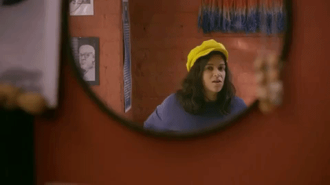 Broad City - Abbi's yellow hat