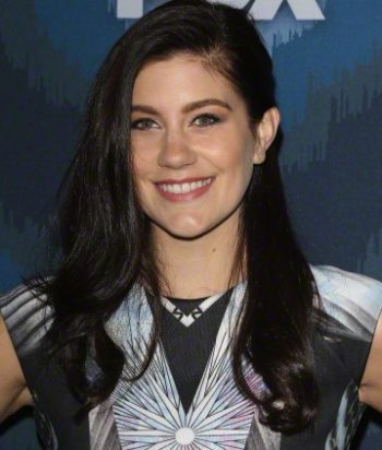 Laura Dreyfuss