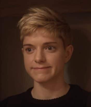 Mae Martin - LezWatch.TV