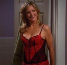 courtney thorne smith cleavage