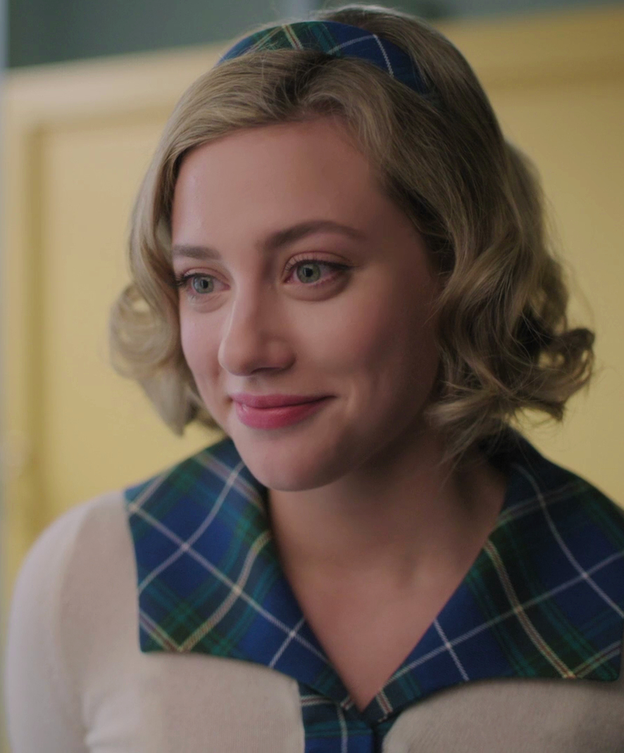 Betty Cooper - LezWatch.TV