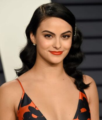 Camila Mendes