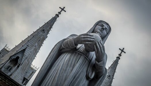 Free ancient nun statue image